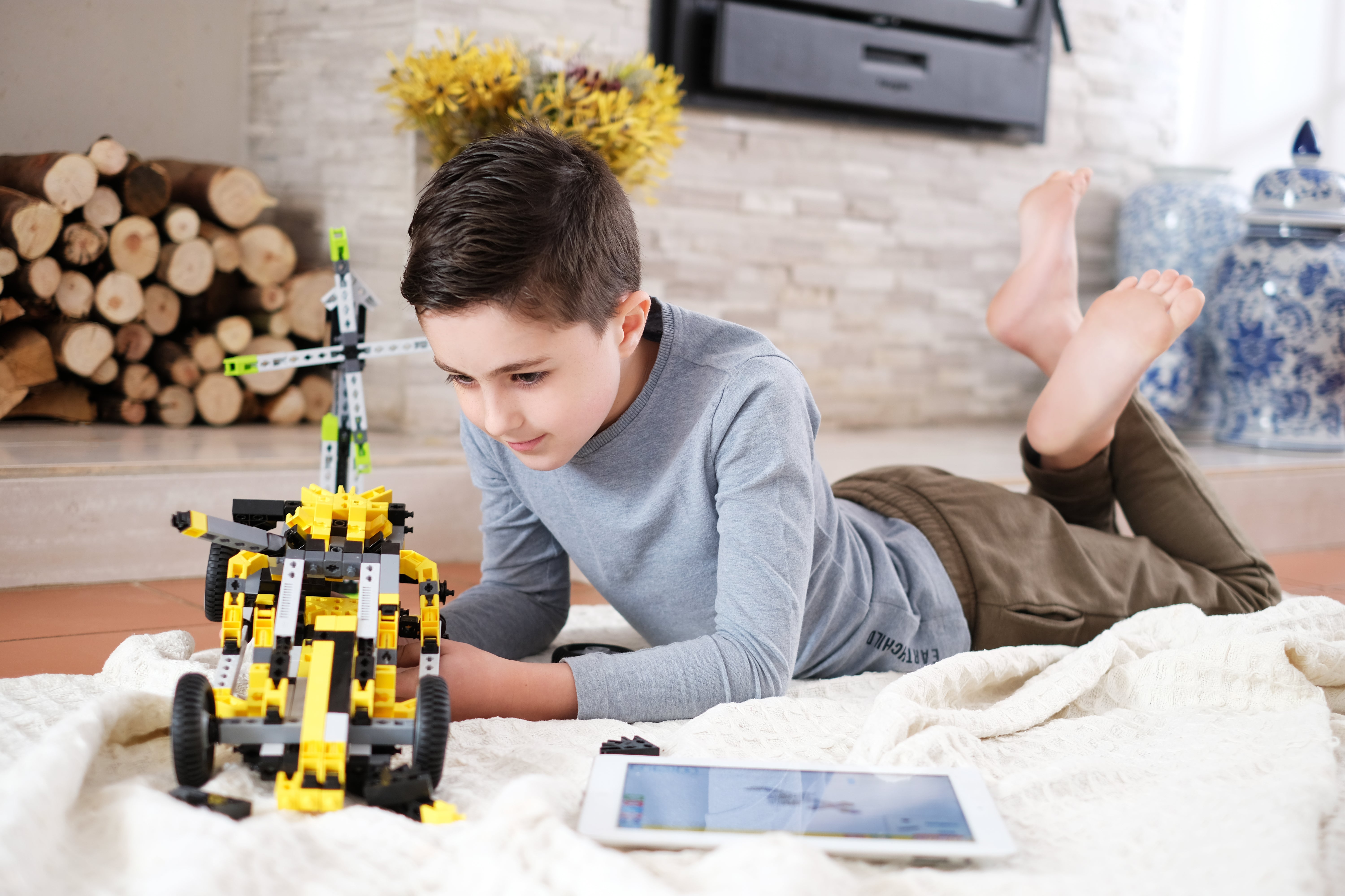 Electronics Kits for Kids – Engino